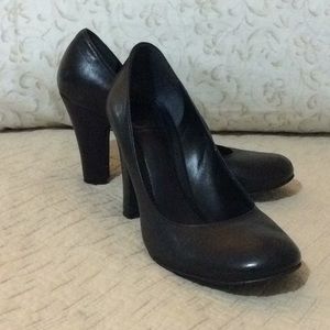 Gianni Bini high heels size 61/2M